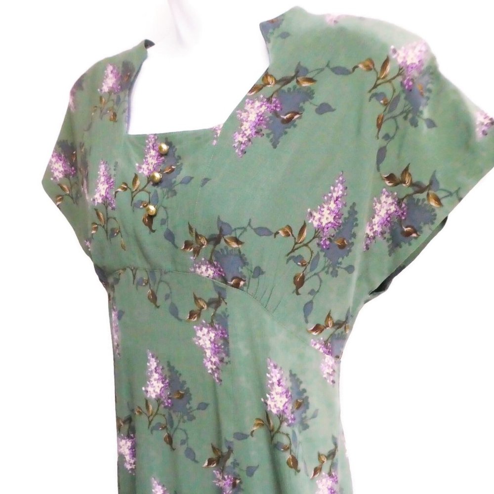 Vintage Midi Dress Empire Waist Green Lilac Bouquets Rayon Back Zipper Slit